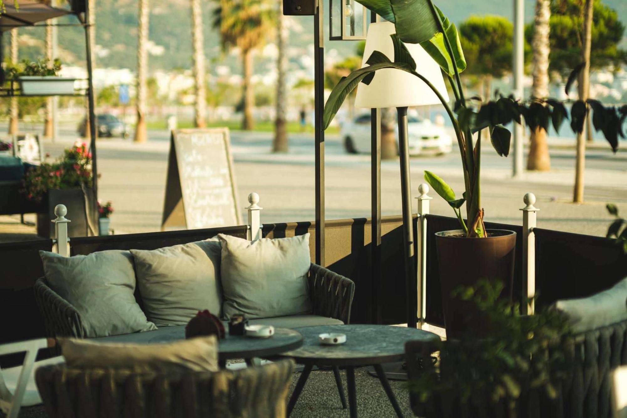 Chic Boutique Hotel Vlore Ngoại thất bức ảnh